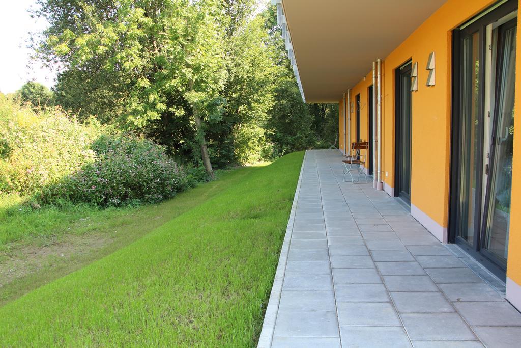 Schaefer Boardinghouse Aparthotel Groebenzell Exterior photo