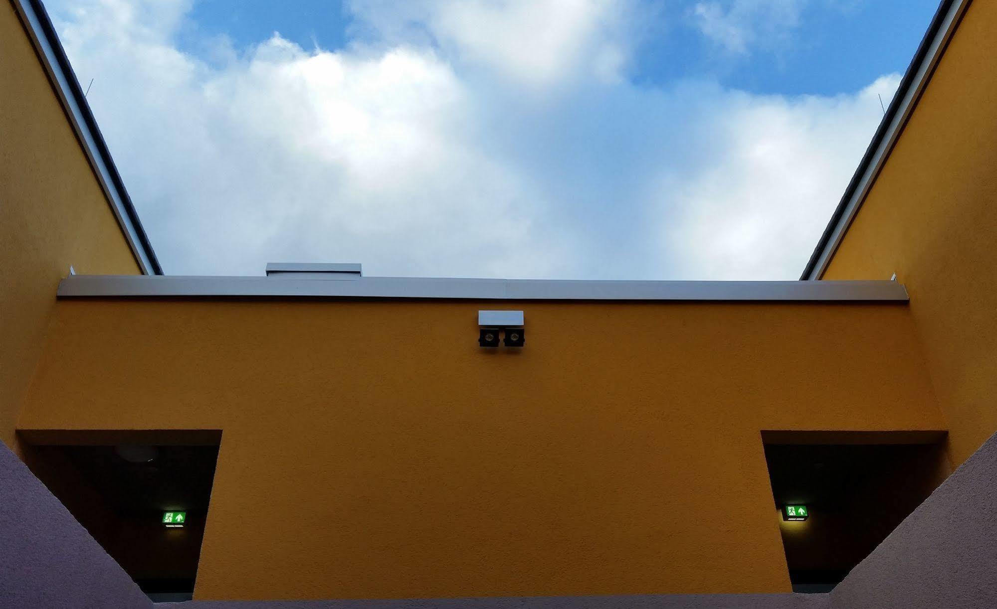Schaefer Boardinghouse Aparthotel Groebenzell Exterior photo